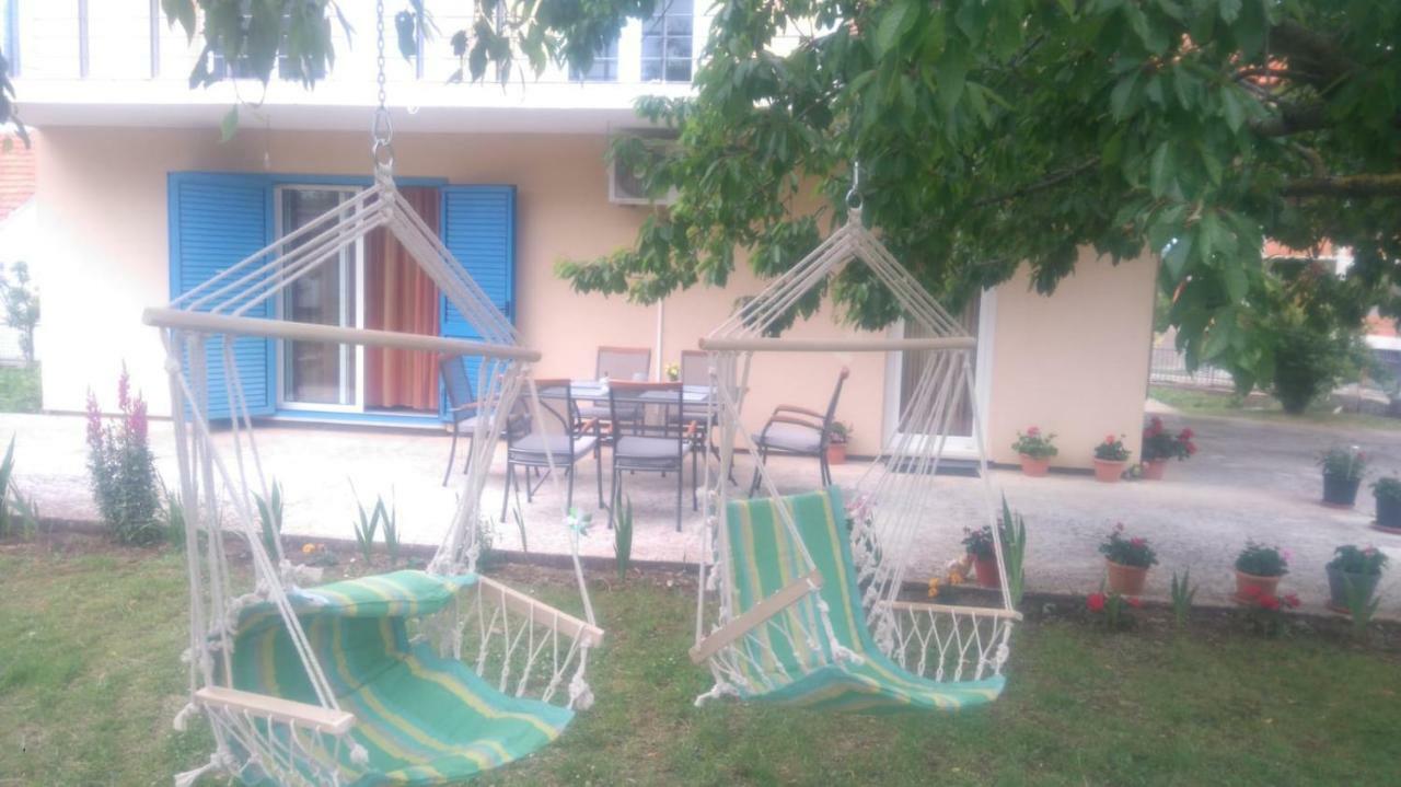 Holiday Home Anita Unesic Esterno foto